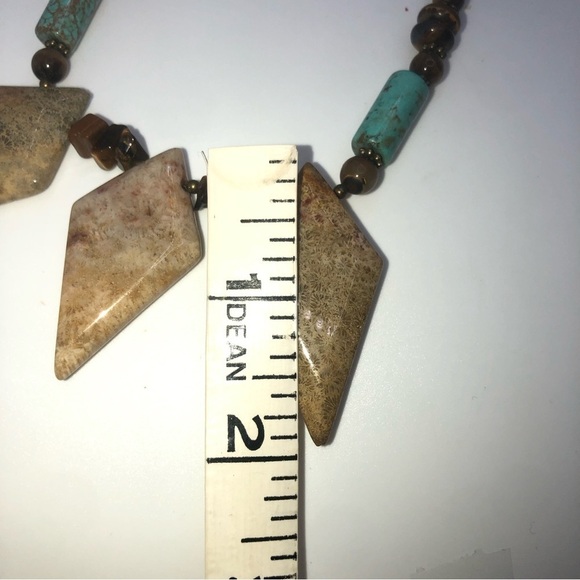 TURQUOISE Flower Stone Goldstone Beaded Necklace w Brass Toned Clasp 16” + 1.5” - Picture 9 of 9